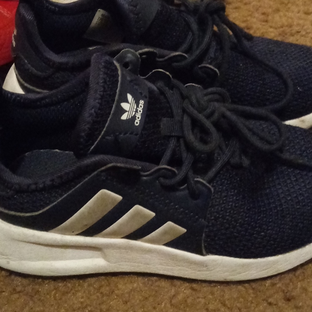 adidas - Picture 3 of 3